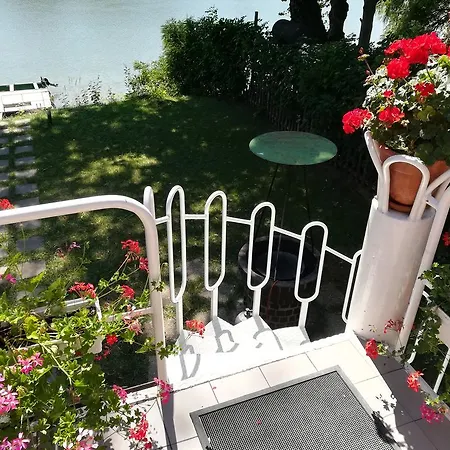 Holiday home Tiszavirag Nyaralohaz